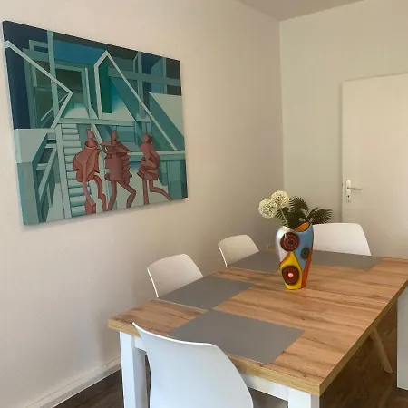 - Art - 2 Schlafzimmer, Voll Ausgestattete Kueche, Modernes Badezimmer, Schnelles Wlan * בילפלד